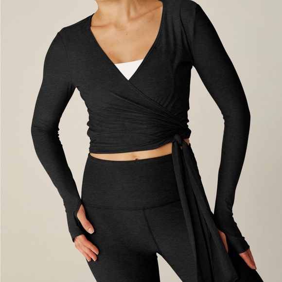 Beyond Yoga Tops - Beyond Yoga Featherweight Waist No Time Wrap Top